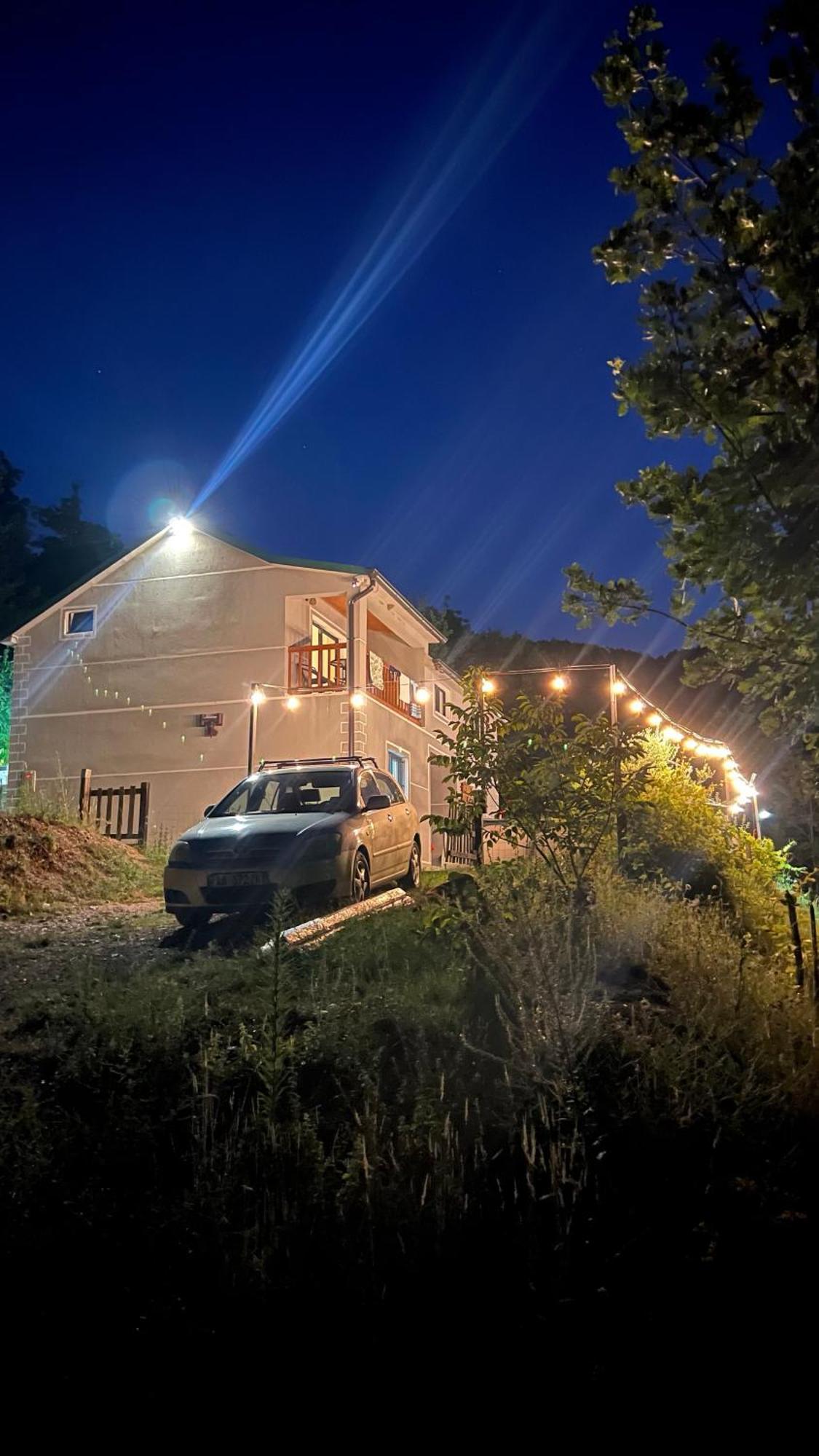 Te Baca Qerim Apartment Lekbibaj Exterior foto